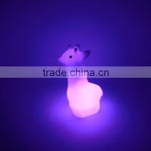 New Design Giraffe Roto Casting Led Light Vinyl Toy thumbnail-1