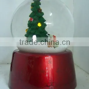 Snow Globe Water Globe thumbnail-1