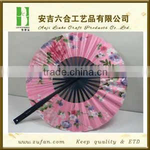 New Hand Made Circle Cloth Bamboo Hand Fan thumbnail-3