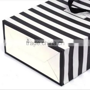 Customized Manufacture Candy Paper Bags thumbnail-3