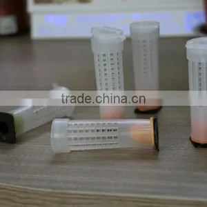 Beekeeping Tool Plastic Bee Rearing System "Hair Roller" Queen Cage thumbnail-2