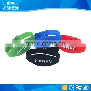 Dual Interface Hybrid Two Chip RFID Wristband Tag thumbnail-1