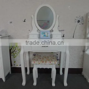High Quality Mirrored Jewelry Cabinet thumbnail-1