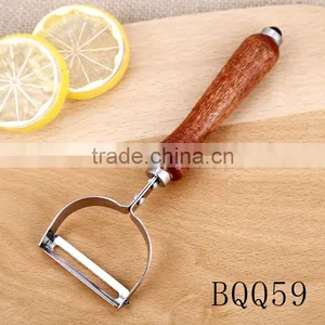 Wooden Handle Round Head Good Quality Stainless Steel Vegetable and Fruit Peeler thumbnail-5