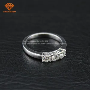 Classic Design Suprior Sparkle Synthetic Jewelry 18/14kg Gold Moissanite Ring Hotsells in Italy​ Market thumbnail-3