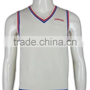 ISO9001/BSCI Manufature Slim Fit Unisex Embroidery Logo Cardigan Vest thumbnail-2