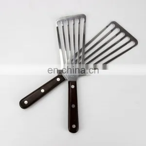 Solid Wood Handle Slotted Turner Stainless Steel Fish Spatula thumbnail-5