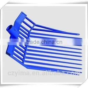 Plastic Pitch Fork Head/small Size/horse Products thumbnail-1