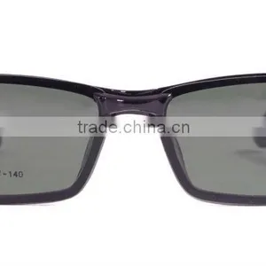 Men Full Rim TR90 Fashion Magnetic Clip On Polarized Sunglasses 2015 thumbnail-2