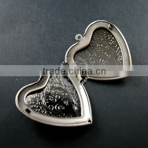 39mm Big Flower Heart Shape Vintage Style Antiqued Silver Flower Photo Locket DIY Pendant Charm Jewelry Supplies 1133004 thumbnail-3