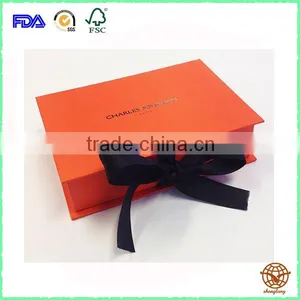 Custom Color Magnetic Foldable Cardboard Box With Black Ribbon thumbnail-1