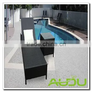 Audu Foldable Wicker Chaise Lounges With Small Side Table thumbnail-6