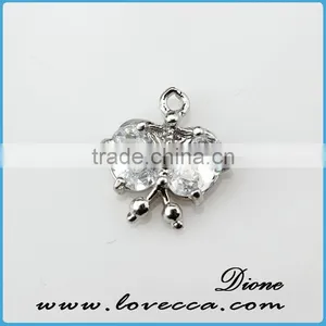 Latest Charm Micropave Setting Crystal Jewelry Pendant Fashion Jewelry of Four Leaf Clover Pendant for Sale thumbnail-3
