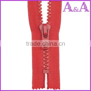 Hot-selling #5 Strong Plastic Zipper With Strong Teeth With Different Color,size,plastic Zipper Bags or Zip thumbnail-4