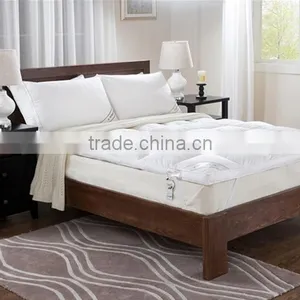 White Goose Down and Feather Filled Mattress Topper Bed Mattress thumbnail-2