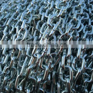 Iron Link Chain Weld Chain thumbnail-6