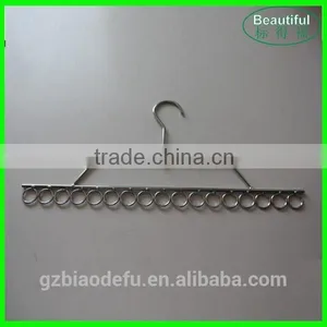 China Factory Metal Clothes Hanger With Circles thumbnail-1