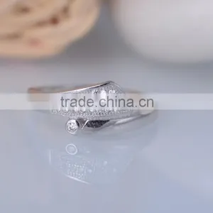925 Sterling Silver Unique Thin Tie Shaped Ring With Zircon thumbnail-4