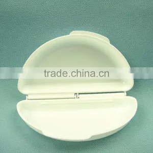 Plastic Microwave Omelette Maker thumbnail-2