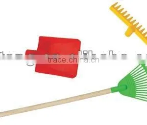 Child Garden Rake thumbnail-1