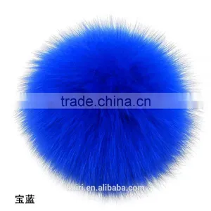 China Handmade Fox Pom Poms With 12cm for Beanie Hat thumbnail-4