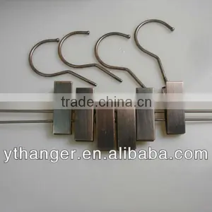 MH-02 Round Metal Hooks Square Cross Bar With Clips Hanger thumbnail-1