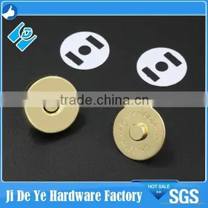 Wonderful Effects Hot Sales Brass Nickel Leather Travel Bag Magnetic Button thumbnail-3