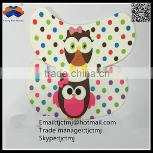 Fashionable Customize OEM/ODM PVC Plastic Dropping Mould and Slipper Upper thumbnail-6