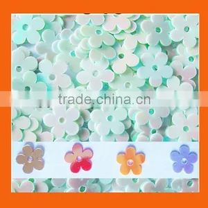 Rainbow PVC Flower Sequins S90 thumbnail-1