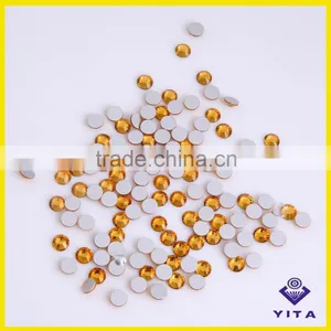 China High Quality Non Hot Fix Clear Gold Flatback Shiny Rhinestone Wholesale thumbnail-1