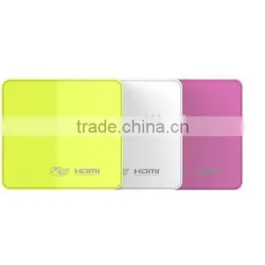 DLP Style Mini Projector With Built-in Battery UC50 Pico Beamer thumbnail-4