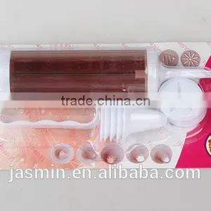 2016 NEW Hot Sale Wholesale Piping Rob Suit Plastic Cake Decorating Tips Pen for Fondant Icing for Make Cake thumbnail-2