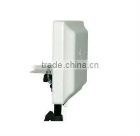 UHF RFID Reader thumbnail-1