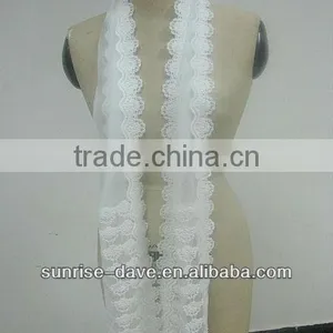 Ladies White Lace Crochet Scarf thumbnail-1