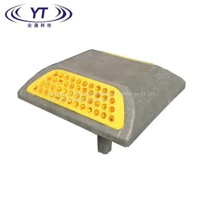 High Quality Reflective Aluminum Road Stud thumbnail-1