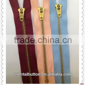 4# Close-end YG Slider Metal Teeth KCC Eco-friendly Zipper thumbnail-4