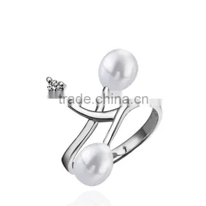 Latest Leaf Shaped Pearl Ring Design for Women thumbnail-4