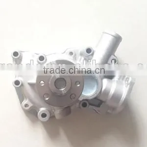 Excavator Engine Parts 3LD1 Engine Water Pump thumbnail-2