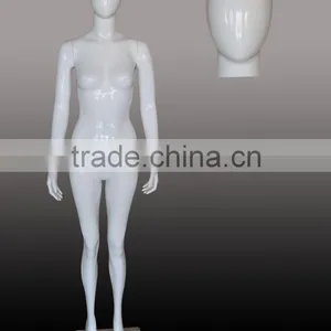 Fashionable Female Mannequins thumbnail-1
