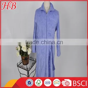 3D Embossed Coral Fleece Zip Bathrobe thumbnail-3