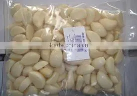Chinese Fresh Peeled Garlic thumbnail-1