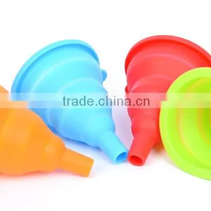 New Mini Gel Foldable Collapsible Style Silicone Funnel thumbnail-3