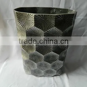 Aluminum Flower Vase thumbnail-1