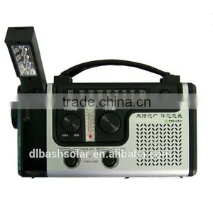 Solar Hand Crank Radio thumbnail-5