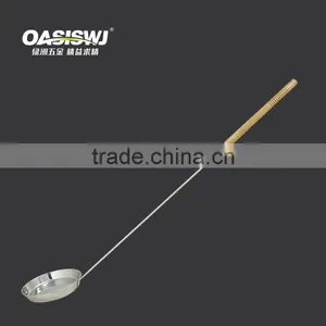 Hot Selling Factory Wooden Handle BBQ Fork /hot Dog Clip thumbnail-2