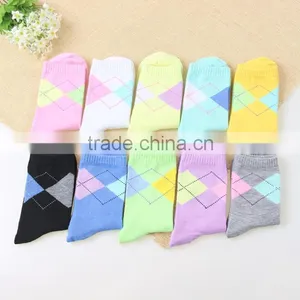 Zm21803a Candy Color Women Ankle Socks Wholesale Ladies Horiery thumbnail-1