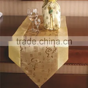 Super Durability Decorative Polyester Table Runner thumbnail-3