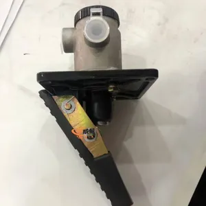 Original XCMG Brake Control Valve 800901158 for Wheel Loader Spare Parts in Stock. thumbnail-4