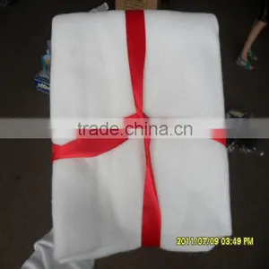 Fine Polyester Fleece Gift Blanket With Ribbon Bound Packaging thumbnail-2