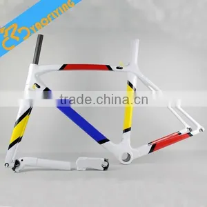 2015 New Fashion Carbon Fiber Road Bicycle,specialize 695 Road Bikes,hot on Sale Carbon Road Bicycle Frame thumbnail-3
